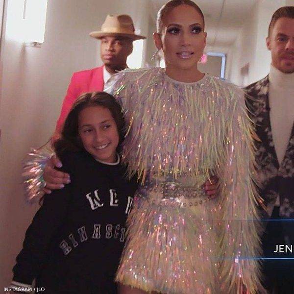 JLo & Daughter Emme on The World of Dance TV SHow Dolce Gabbana New Rinascimento Mini Me Dress