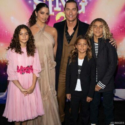 Matthew McConaughey Daughter Vida Dolce Gabbana Pink Chiffon Embroidered Flower Doll Dress Sing 2 Movie Premiere